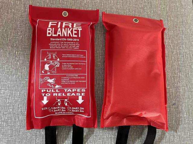 Flame Retardant Safety 1m x 1m Fireproof Fiberglass Emergency Fire Blankets