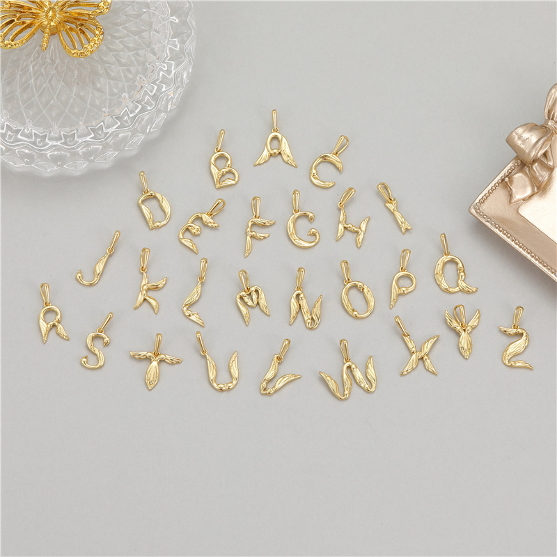 Creativity Elegance Feather Swan Gold Plated Initial Name A-Z Letter Charm Pendant Necklace,Fashion Jewelry Findings Supply M45