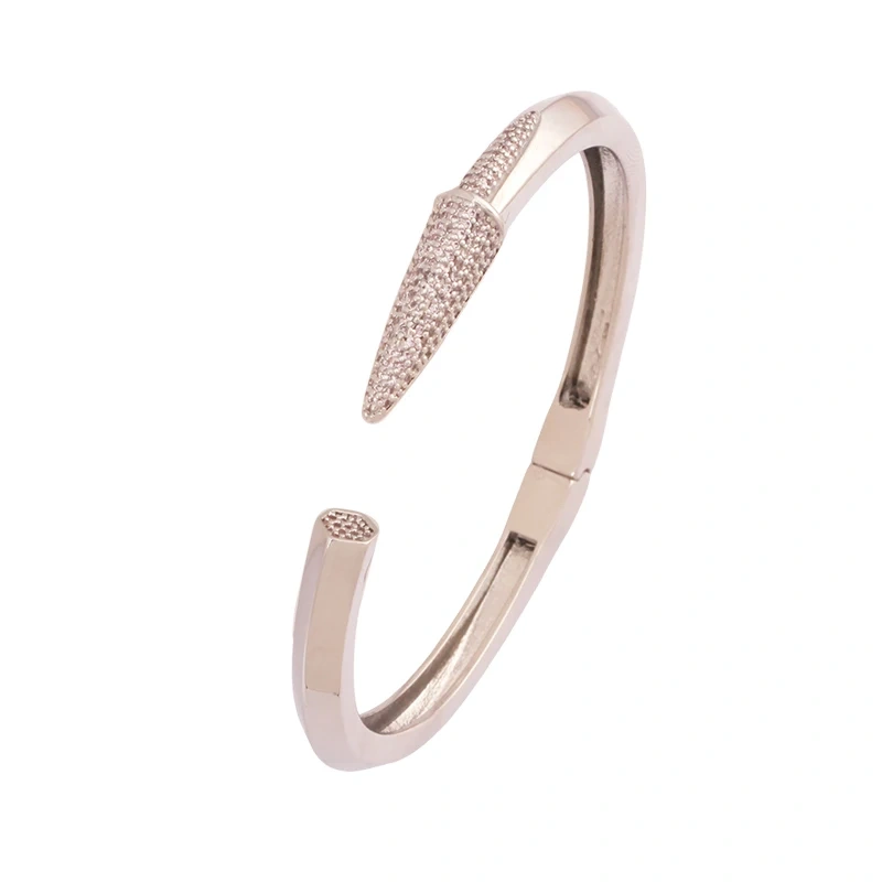 Fashion Brass Shell Bracelet Bangle,18K Gold Plated with Zirconia  Jewelry  Supplies K70