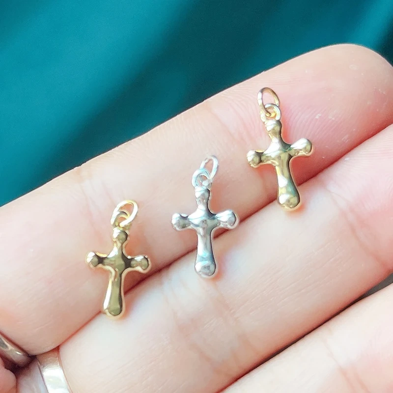 Super Mini Brass Cross Pendant K42 Mini Charm 18K Gold Plated Jewelry Accessory K42
