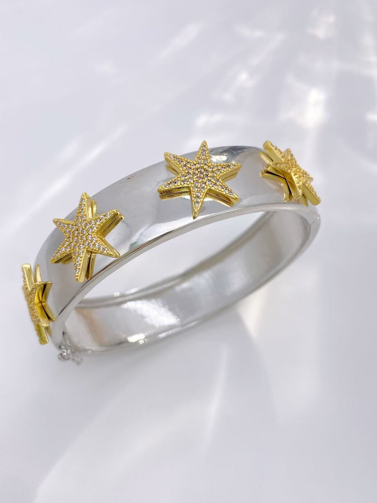 European and American Amazon cross-border e-commerce copper zircon openwork hexagonal star heart-shaped bracelet with adjustable opening wholesale