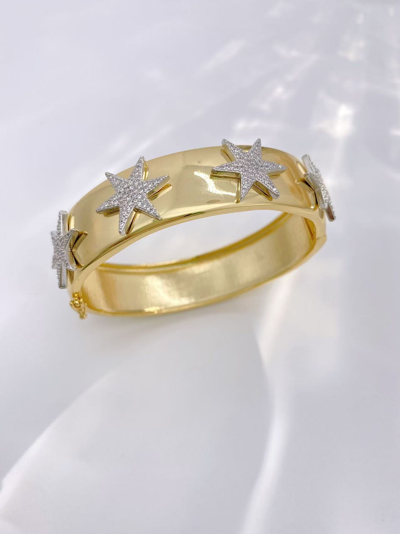European and American Amazon cross-border e-commerce copper zircon openwork hexagonal star heart-shaped bracelet with adjustable opening wholesale