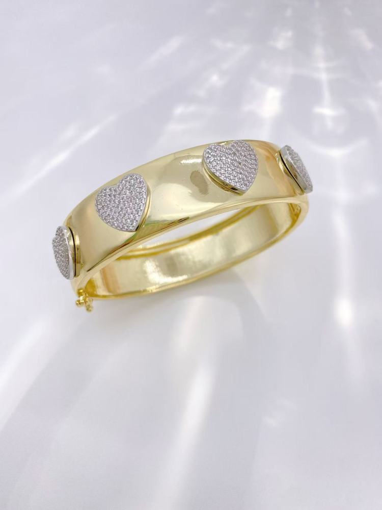 European and American Amazon cross-border e-commerce copper zircon openwork hexagonal star heart-shaped bracelet with adjustable opening wholesale