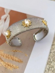 1069-1009 Bange - White (Large)