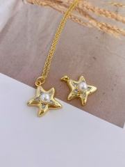 1069-101501 Pendant + Necklace