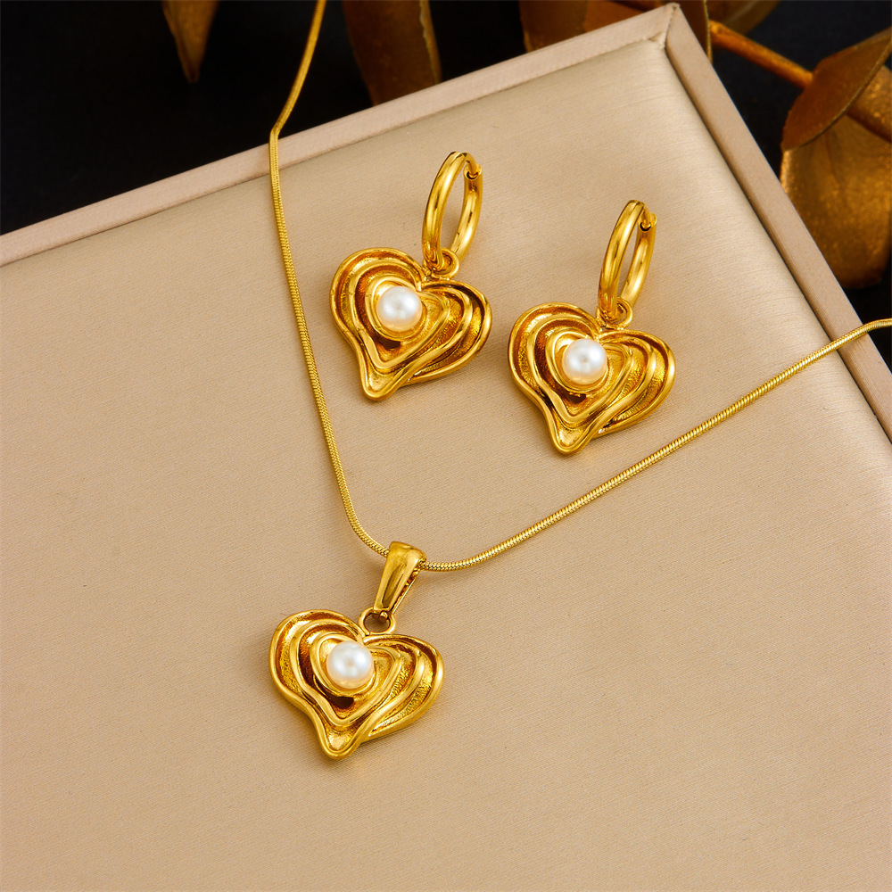 Cross-border fashion gold-plated retro heart-shaped fan-shaped blue turquoise pearl accessories stainless steel pendant earring necklace set