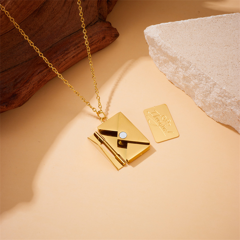 European and American cross-border fashion creative personalized gold-plated glossy detachable envelope pendant stainless steel chain necklace