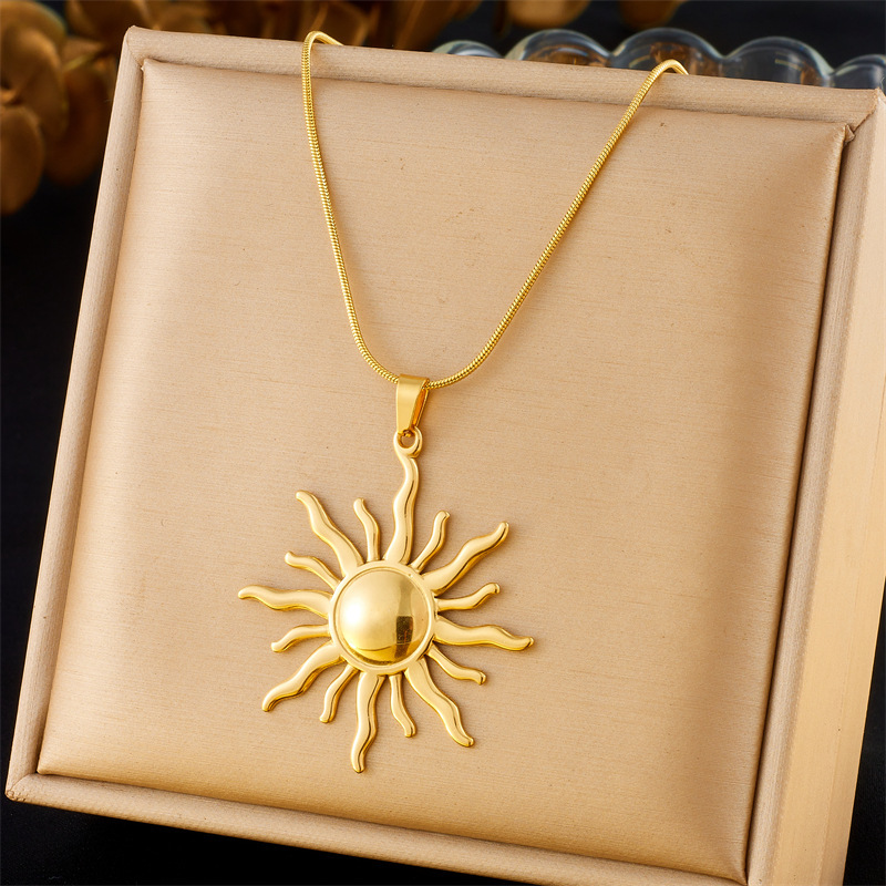 Cross-border fashion niche design gold-plated stainless steel sun totem pendant snake chain jewelry necklace