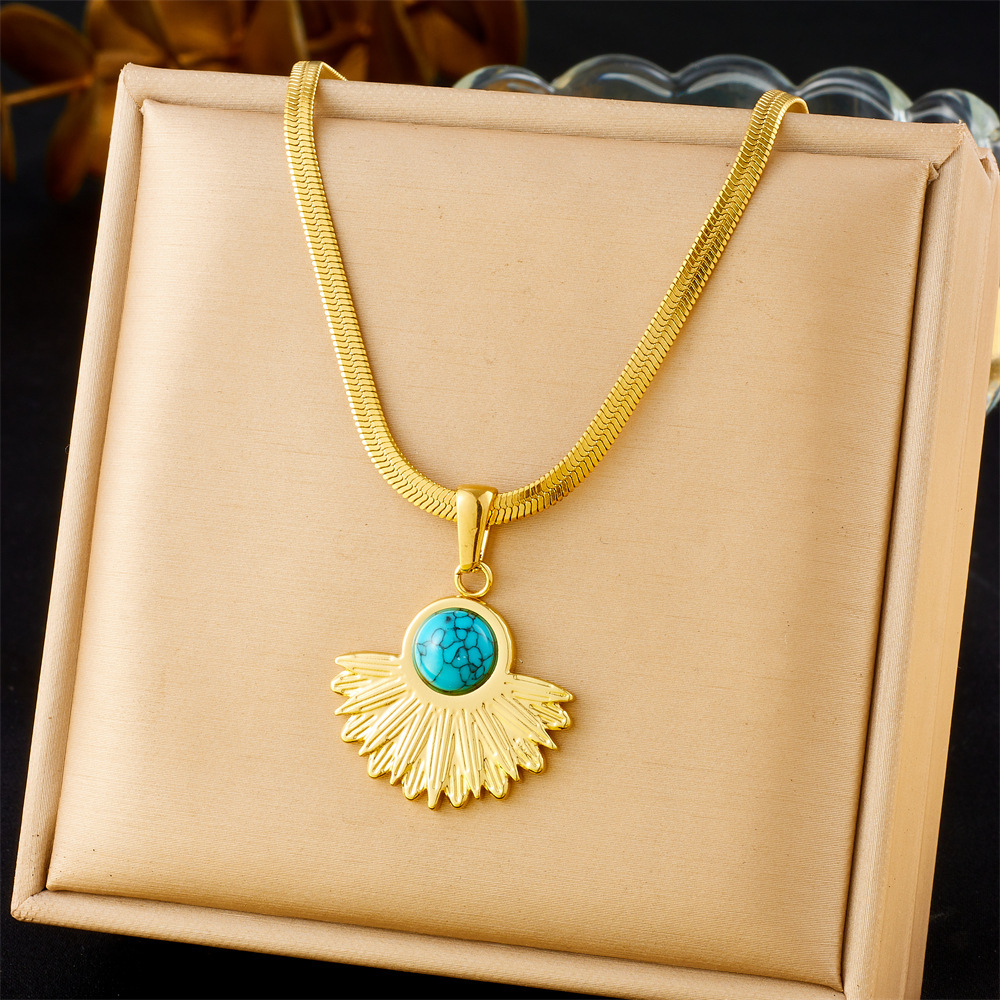 Cross-border fashion gold-plated retro heart-shaped fan-shaped blue turquoise pearl accessories stainless steel pendant earring necklace set