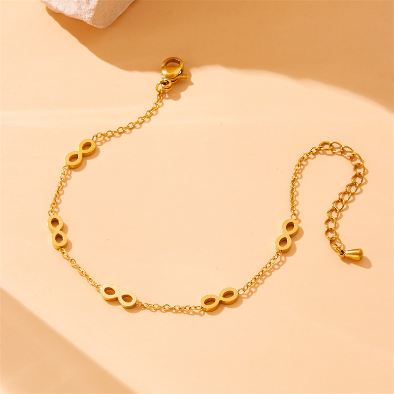 Cross-border fashion Korean style minimalist gold-plated stainless steel chain figure 8 accessory necklace earring bracelet set