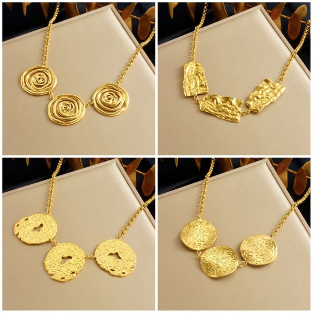Cross-border trade, exaggerated irregular pattern geometric spiral pendant necklace for women, hip-hop sweater chain, new jewelry.
