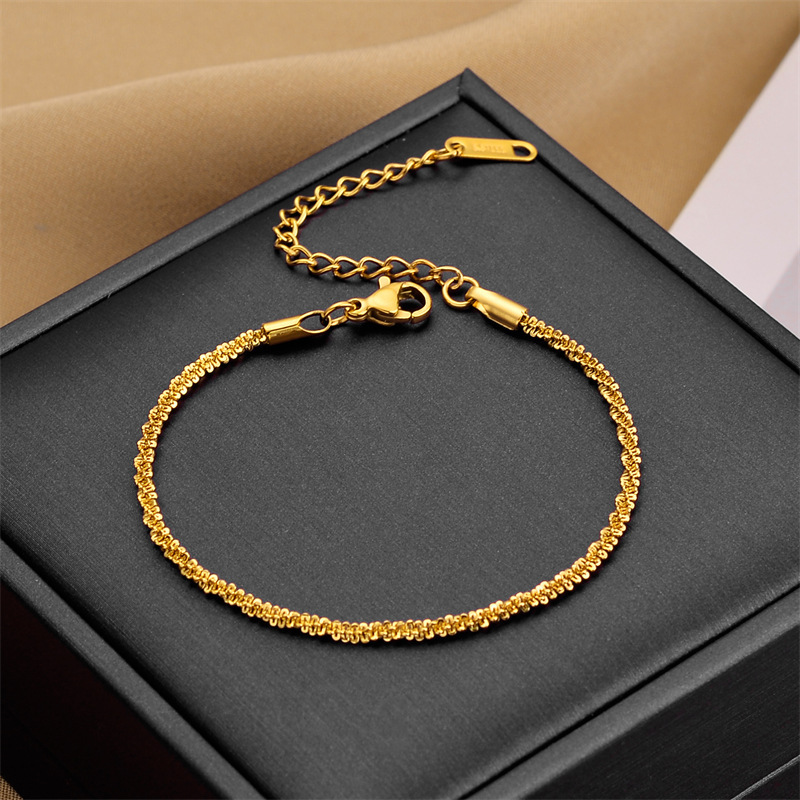 Trendy niche retro metal heavy-duty hip-hop punk style gold-plated necklace and bracelet titanium steel jewelry set