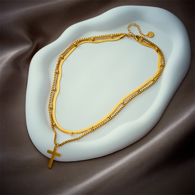 New European and American style minimalist multi-layered cross pendant titanium steel metal hip-hop fashion versatile niche necklace
