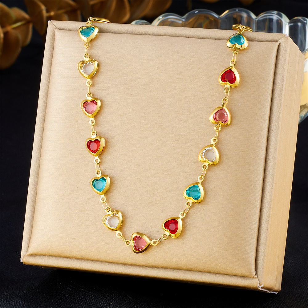 New cross-border fashion style, fresh and sweet candy-colored heart-shaped faceted translucent rhinestone simple high-end stainless steel necklace