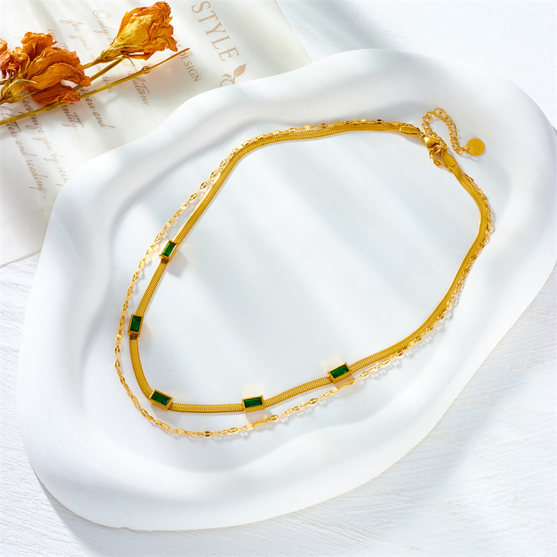 European and American cross-border fashion retro high-end double-layered blade clavicle chain square diamond-encrusted accessory necklace