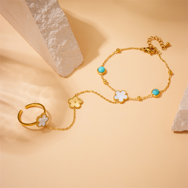 Cross-border fashion niche retro stainless steel round blue turquoise tree of life flower accessory decorative mitten bracelet