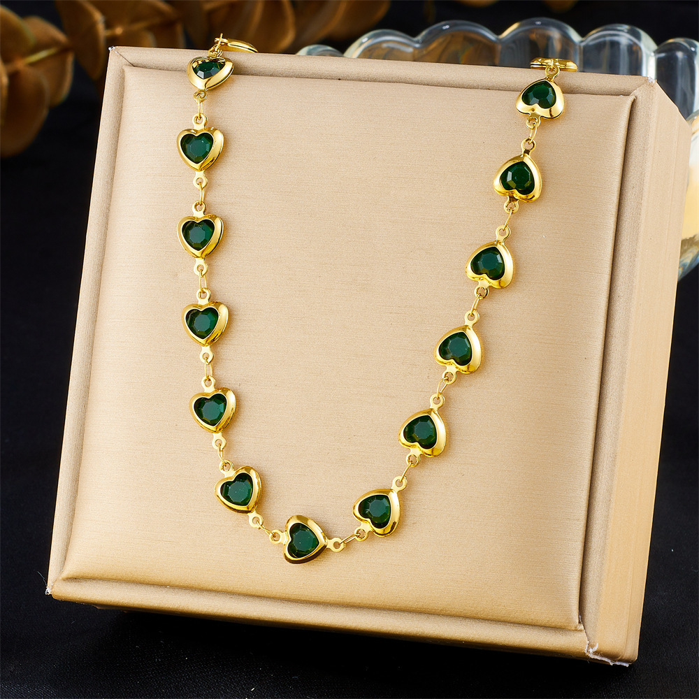 New cross-border fashion style, fresh and sweet candy-colored heart-shaped faceted translucent rhinestone simple high-end stainless steel necklace