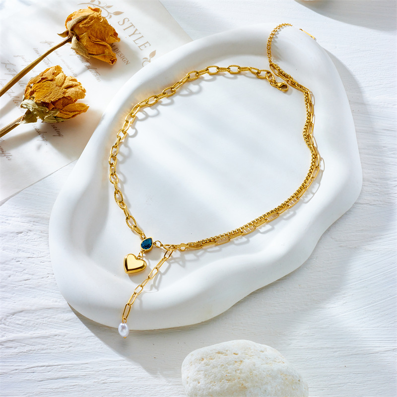 European and American style niche high-end pearl heart pendant irregular metal titanium steel creative minimalist style necklace