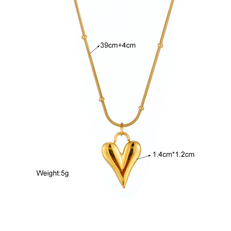 European and American style niche high-end minimalist chain heart metal titanium steel cool style versatile necklace