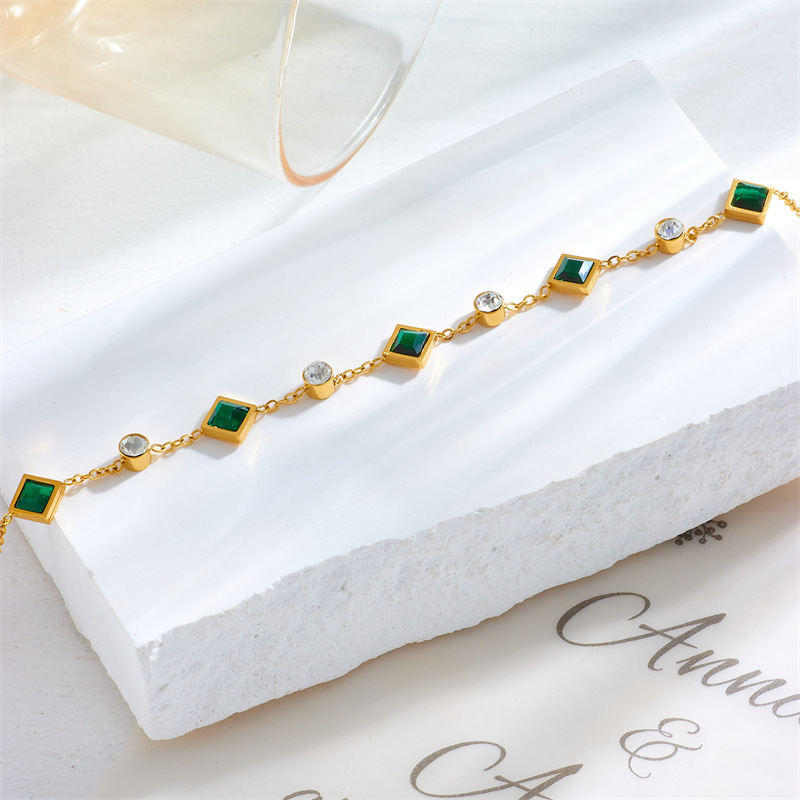 Niche, fashionable, and subtly luxurious emerald-cut cubic zirconia minimalist jewelry bracelet.