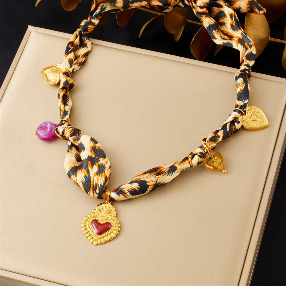 Cross-border popular elegant and versatile printed silk scarf, sexy leopard print, colorful flower drip heart sun pendant necklace