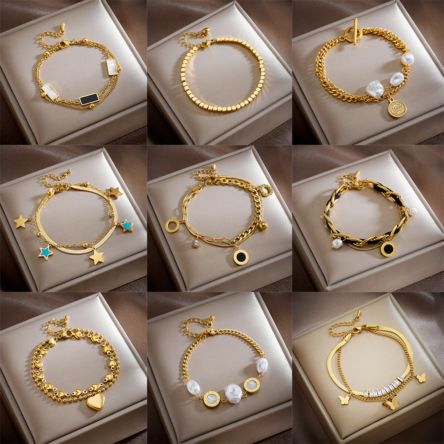 Stylish, sophisticated, niche, retro, minimalist double-layered chain pearl round pendant butterfly bracelet