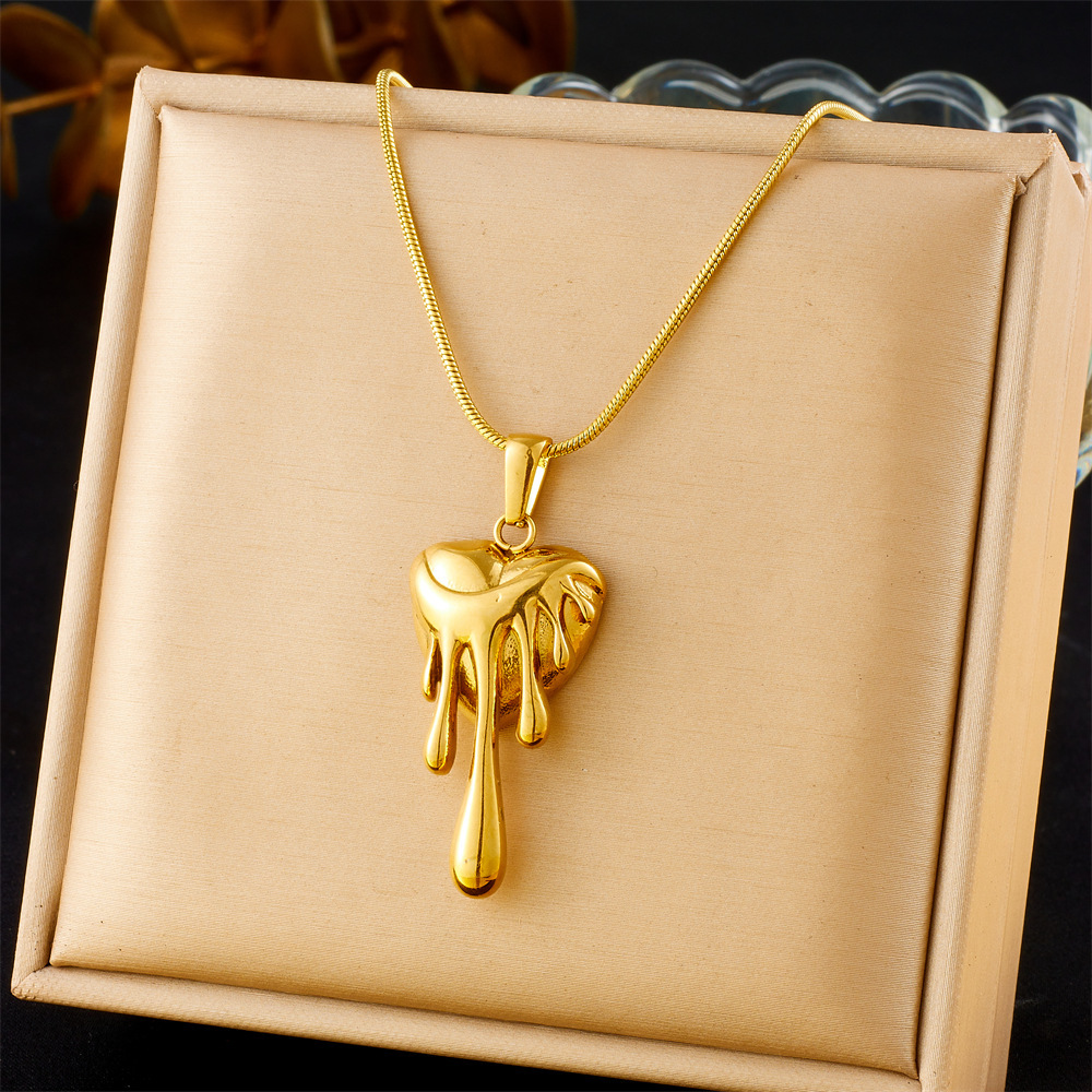 European and American cross-border fashion retro gold-plated irregular lava heart geometric pendant snake bone chain stainless steel necklace