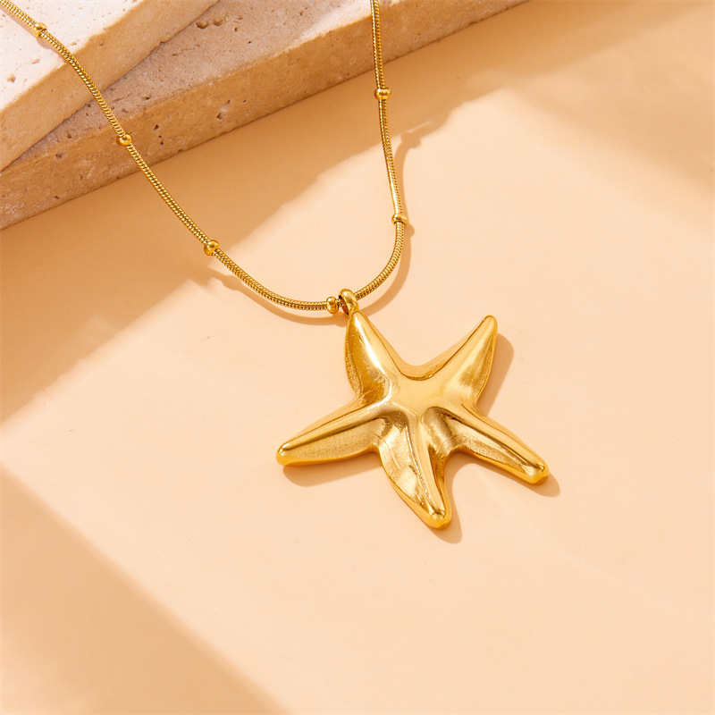 European and American cross-border fashion personalized gold-plated stainless steel hollow starfish pendant snake chain vacuum electroplated jewelry necklace