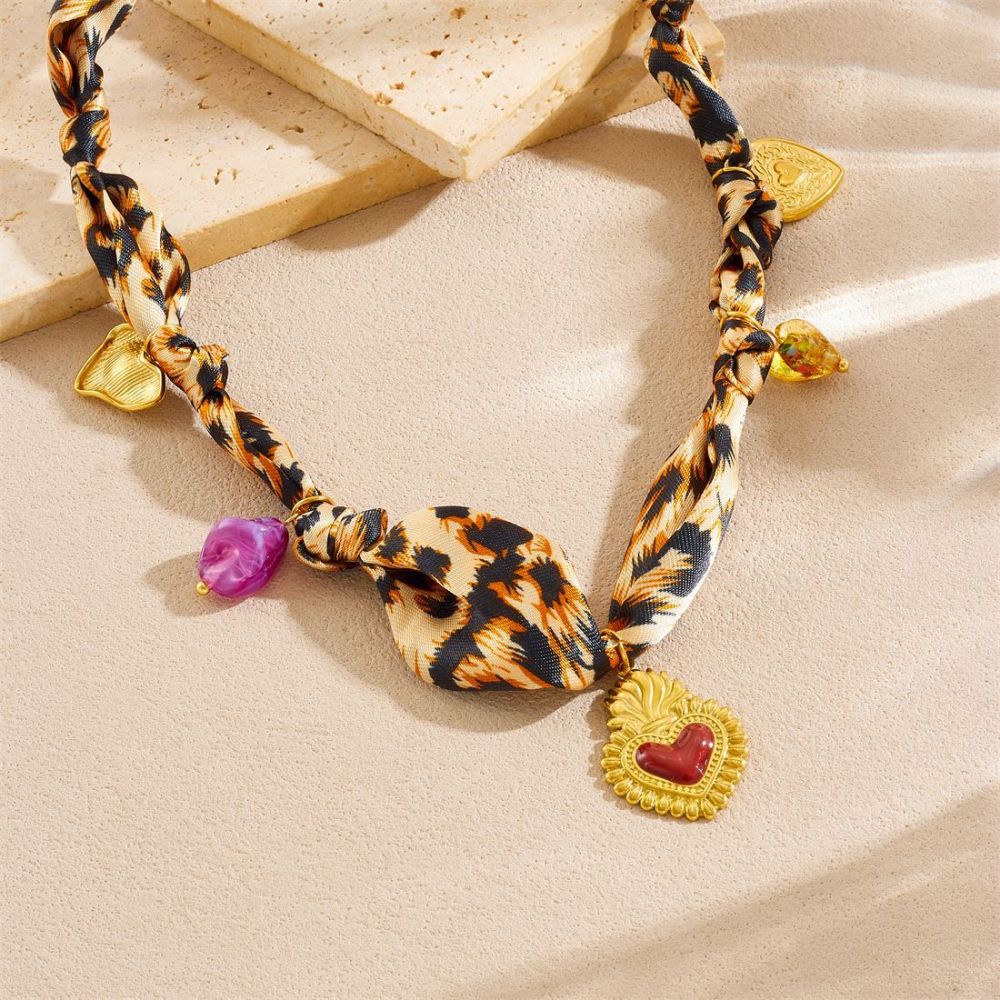 Cross-border popular elegant and versatile printed silk scarf, sexy leopard print, colorful flower drip heart sun pendant necklace