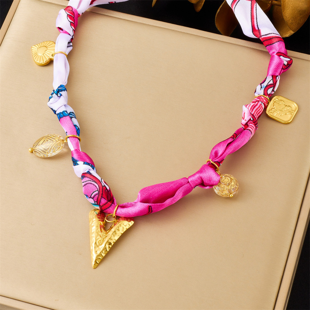 Cross-border popular elegant and versatile printed silk scarf, sexy leopard print, colorful flower drip heart sun pendant necklace