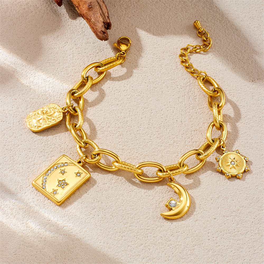 Fashionable cross-border gold-plated stainless steel chunky chain geometric square diamond-encrusted star, moon, and star pendant bracelet