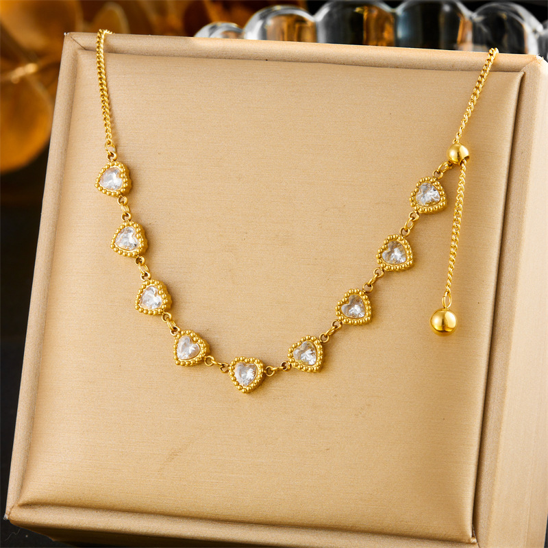 Korean style, fashionable, simple, versatile, rhinestone-encrusted heart-shaped beaded long tassel chain stainless steel gold-plated jewelry necklace