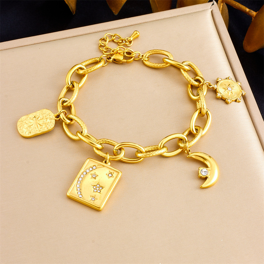 Fashionable cross-border gold-plated stainless steel chunky chain geometric square diamond-encrusted star, moon, and star pendant bracelet