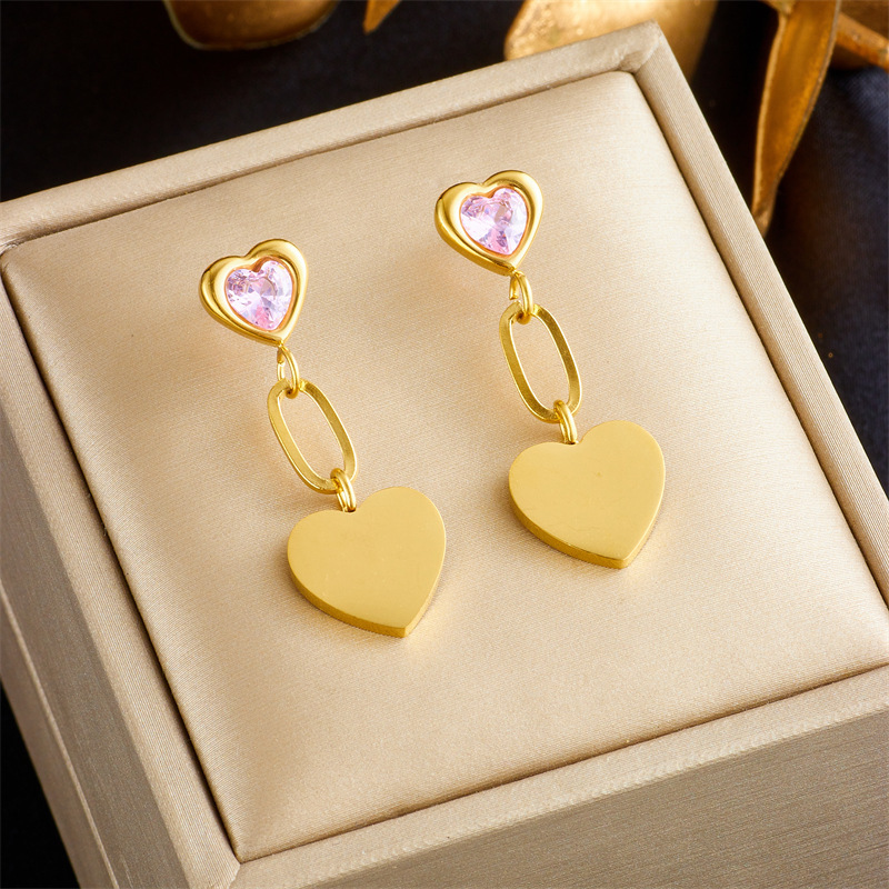 Stylish, niche, minimalist, retro-style diamond-encrusted heart-shaped long earrings with titanium steel gold-plated pendant.