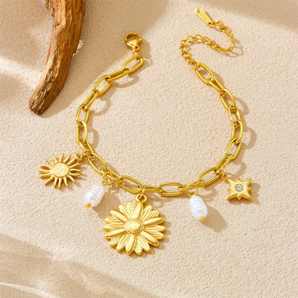 New cross-border style gold-plated retro high-end pearl heart sunflower pendant chain stainless steel jewelry bracelet