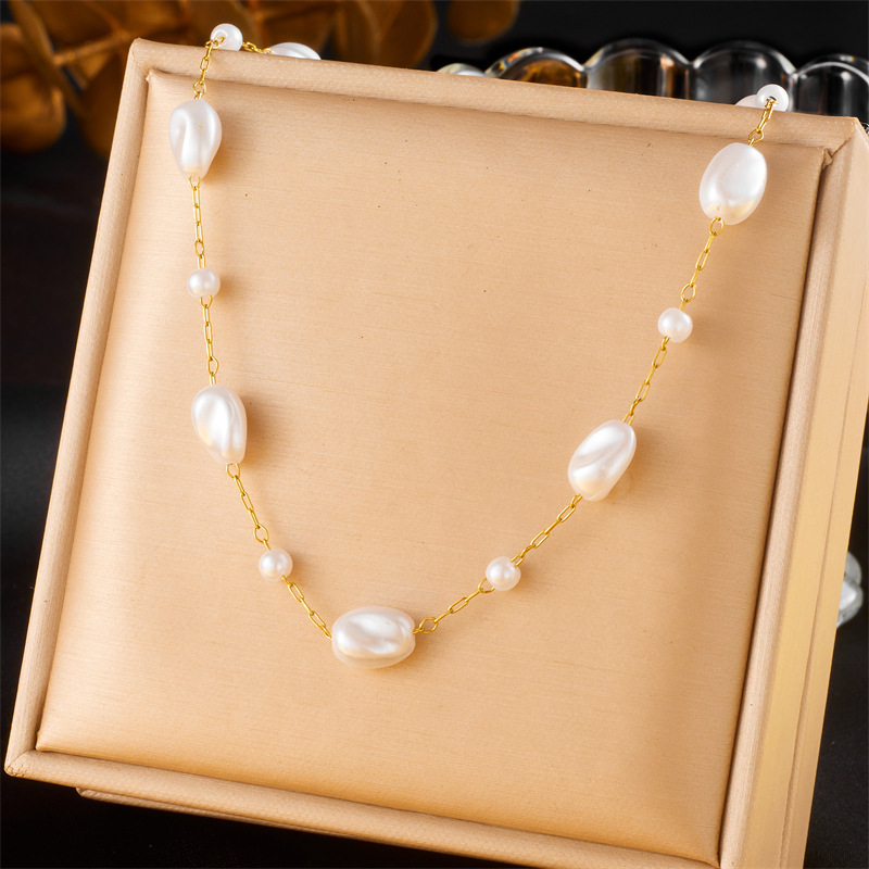 Stylish and versatile elegant pearl stainless steel chain necklace and bracelet set