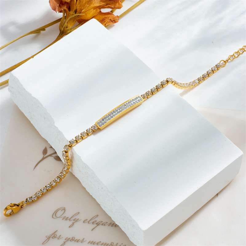 European and American fashion niche design high-end light luxury long strip diamond-encrusted rhinestone chain titanium steel elegant simple metal bracelet