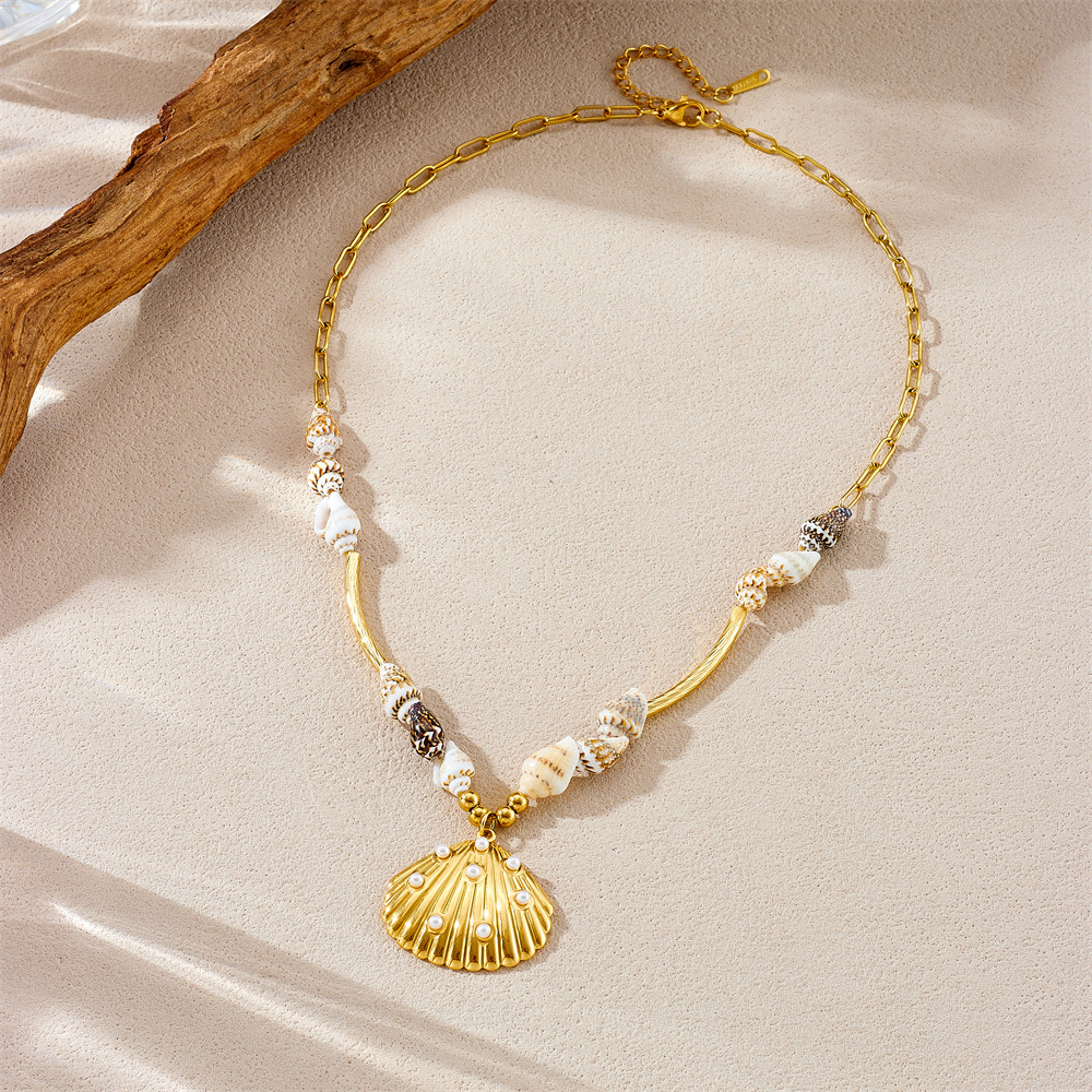 New cross-border tropical vacation style retro fashion stainless steel seashell pendant clavicle chain necklace for women
