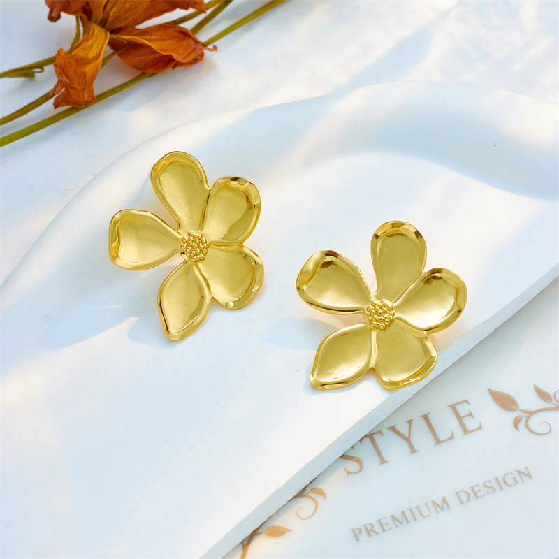 Korean style, trendy, niche design, elegant, simple, irregular metal five-petal flower titanium steel jewelry and accessories earrings