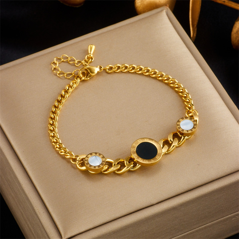 European and American style, commuting, simple, elegant, retro, high-end, versatile, irregular chain Roman round pendant titanium steel bracelet