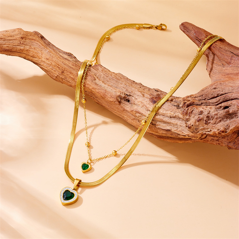European and American style retro minimalist double-layered gold-plated chain diamond-encrusted heart pendant stainless steel jewelry necklace