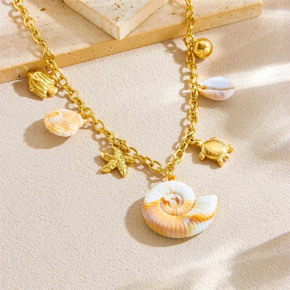 Cross-border exaggerated ocean style multi-element conch necklace, seashell, starfish, turtle stainless steel pendant, personalized jewelry for women