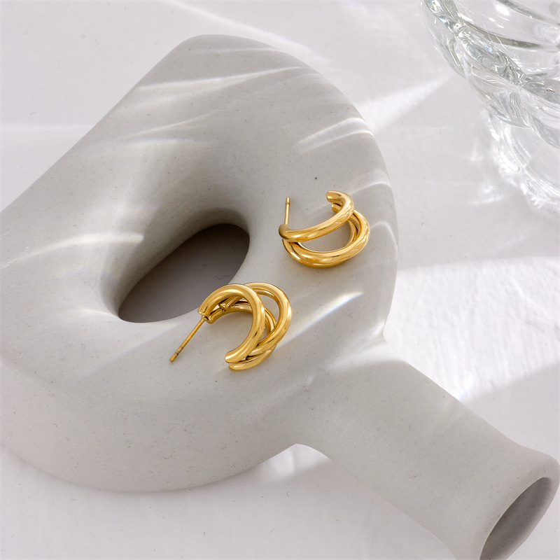 Trendy niche metallic retro high-end minimalist style unisex titanium steel C-shaped multi-layered earrings