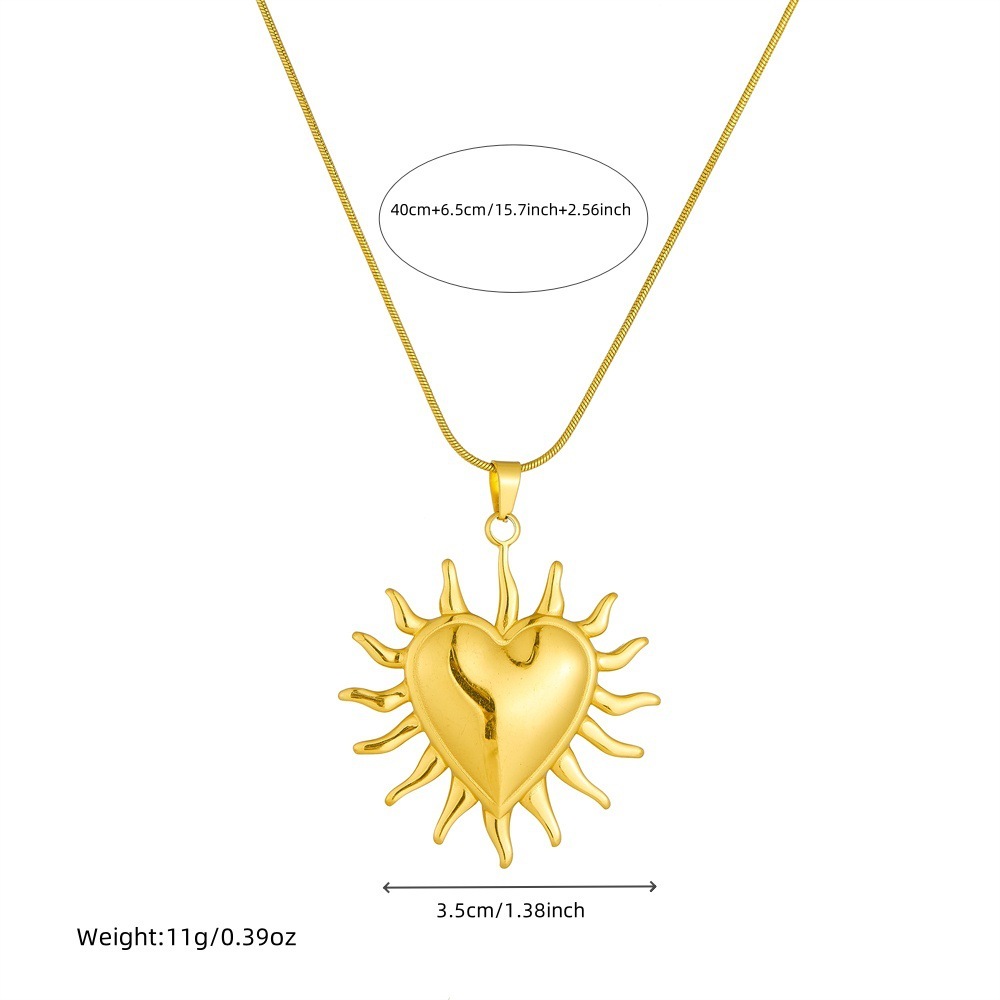 New cross-border fashion glossy gold-plated stainless steel sun heart pendant, unique and creative jewelry necklace