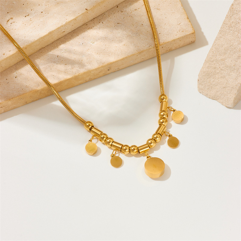 European and American popular fashion versatile round diamond-encrusted titanium steel pendant chain elegant and sophisticated minimalist retro clavicle necklace