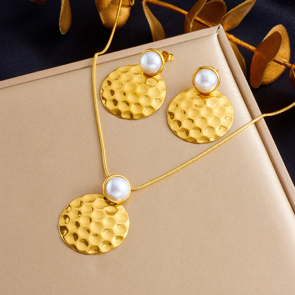 Fashionable and luxurious round pearl and diamond necklace, elegant choker, stainless steel bracelet, cross-border wholesale set