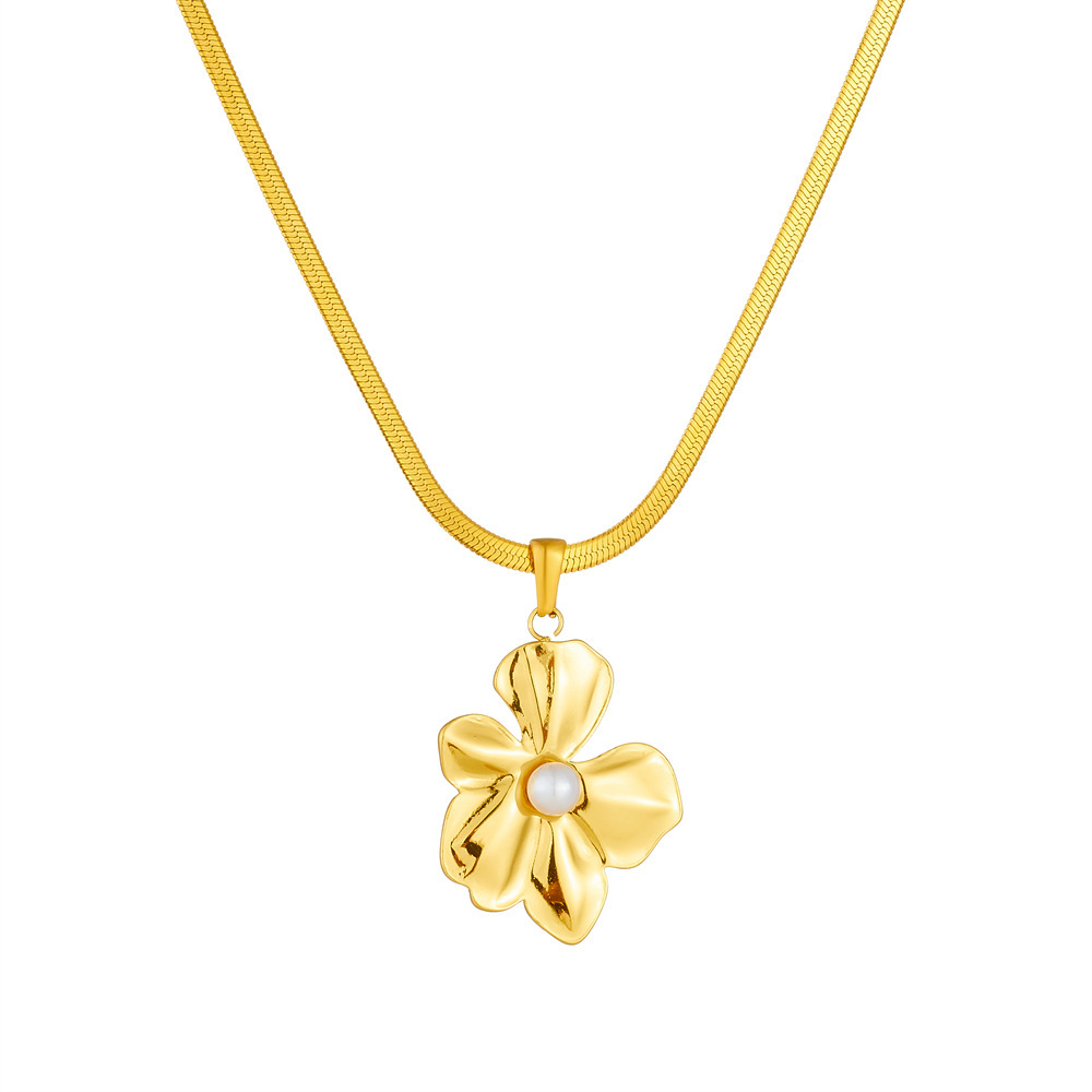 New cross-border fashion minimalist gold-plated flower pearl accessory blade chain stainless steel versatile metal necklace