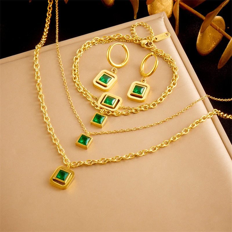 European and American style, light luxury, retro square accessory chain, stainless steel gold-plated double-layer necklace, earrings, and bracelet set