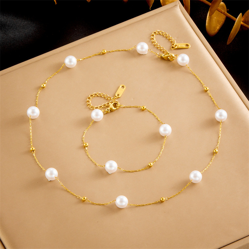 Cross-border fashion retro versatile geometric round pearl gold-plated chain accessories stainless steel bracelet and necklace set