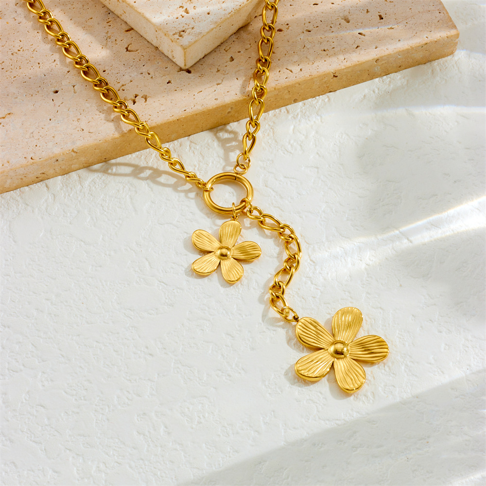 Fashionable cross-border stainless steel long tassel round pendant flower sun moon teardrop rhinestone heart clavicle chain, new spring/summer style necklace.